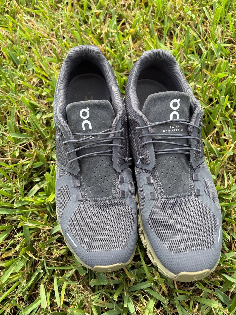 On Cloud Running | Men Size 10
